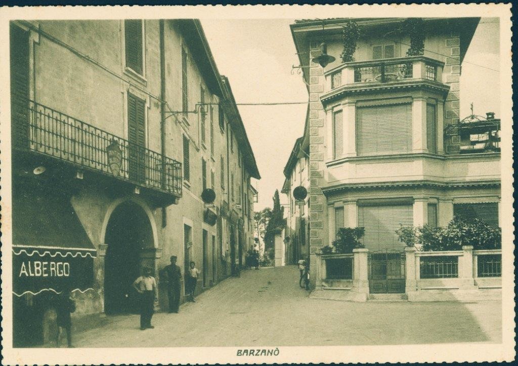  L'albergo Redaelli e via Garibaldi
